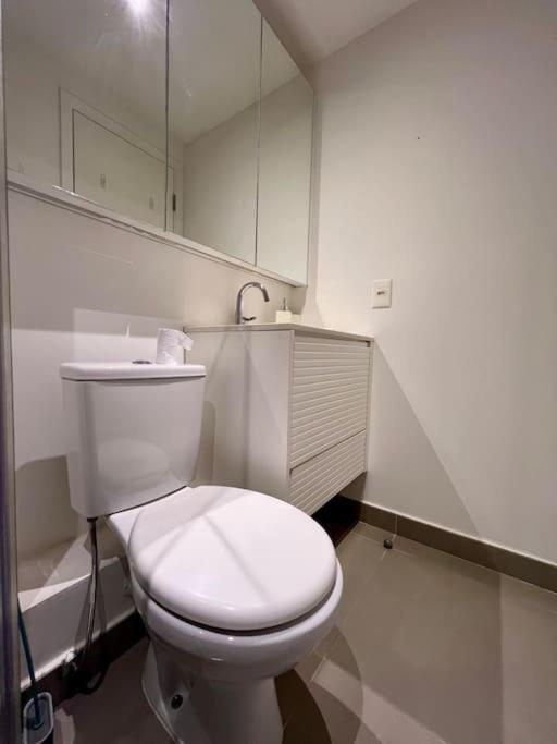 Amplo Linda Vista Sp/allianz/ Sambodromo Apartamento